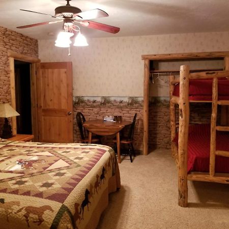Bed and Breakfast Sunlit Oasis Notom Exterior foto